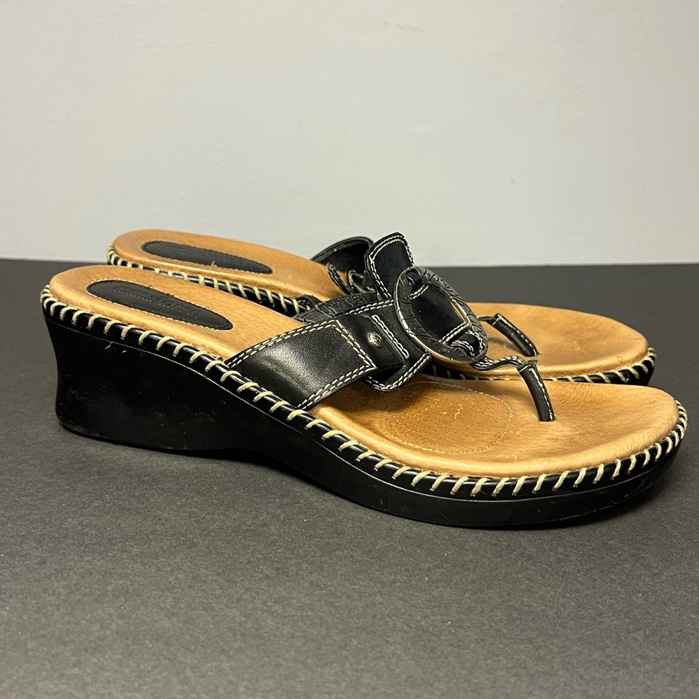 Minnetonka- Womens Wedge Thing Black/Metal Sandals-Size:9